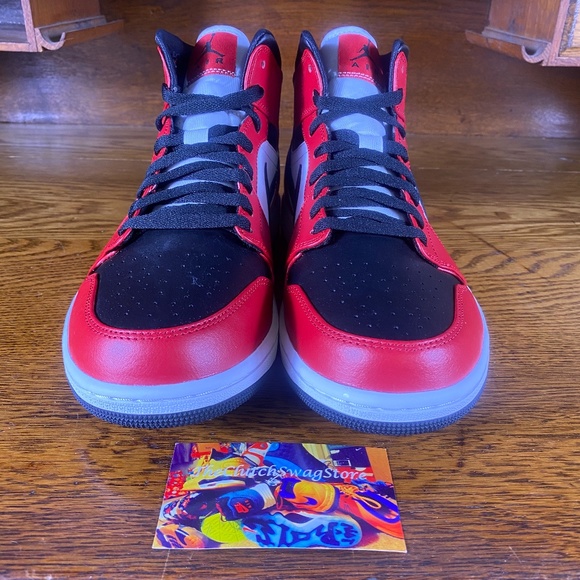 Nike Air Jordan 1 Mid Chicago Mens Shoes Red Multi - Picture 3 of 5